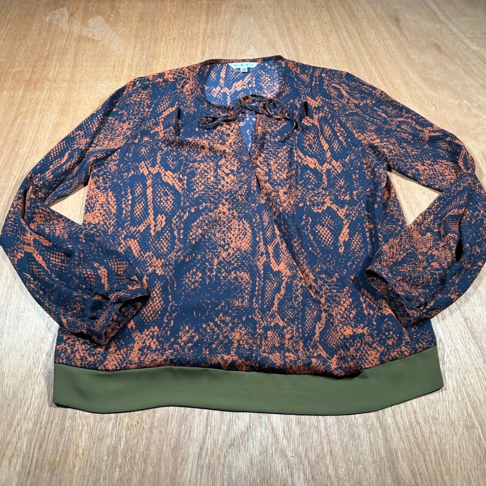 Cabi Blouse Women Medium Navy Orange Snakeskin Print Lightweight Wrap Top 101